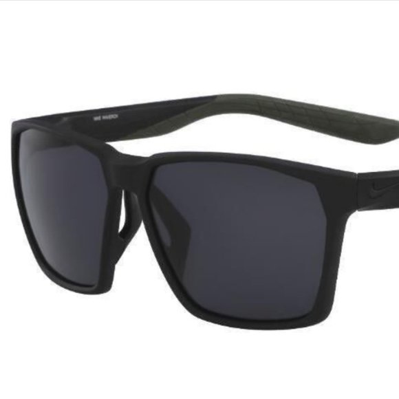 Nike Maverick EV1094 Matte Black/Grey Sunglasses
